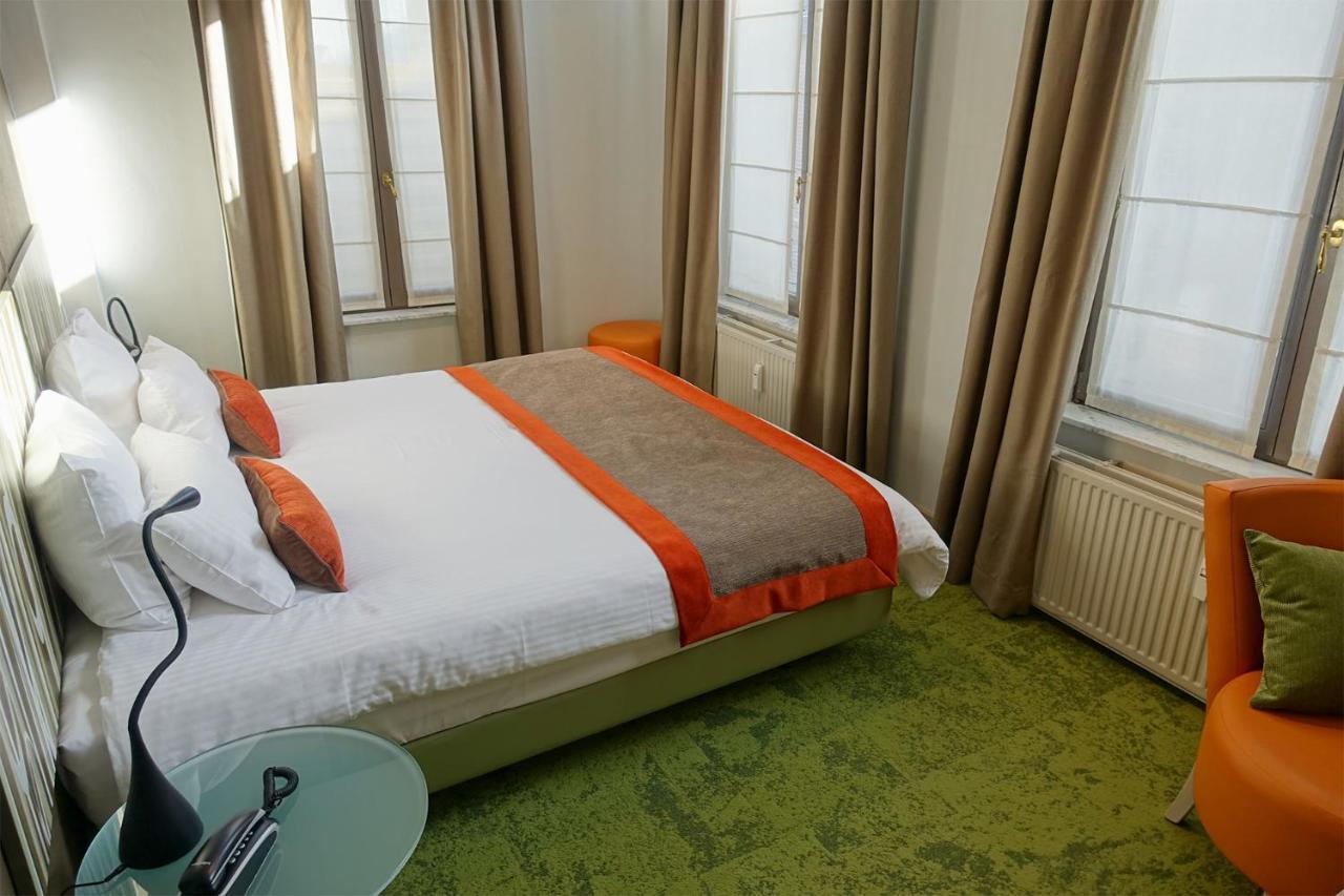 Hotel Du Parc Ath Bagian luar foto